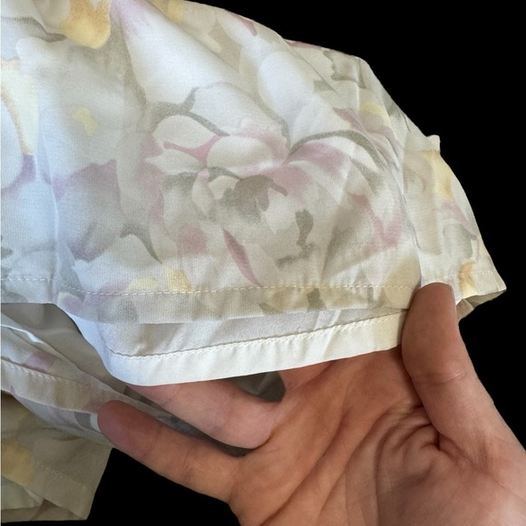 NWT Kimchi Blue Floral Sleeveless Romper - Pastel Shades with Drawstring Waist - Picture 5 of 12